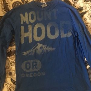 NWOT Mt Hood Oregon Long Sleeve